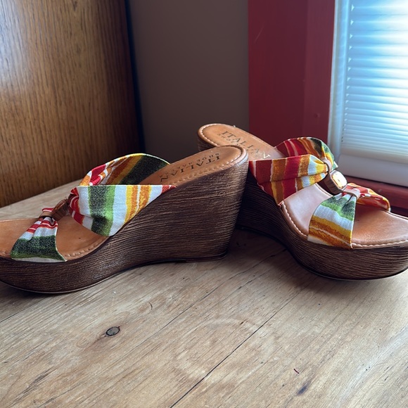 Italian Shoemakers Colorful Wedges - Picture 6 of 6
